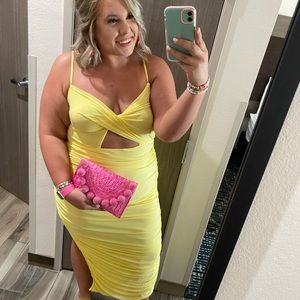 Yellow dress
